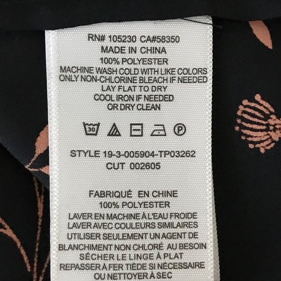 JOIE Floral Split Neck Blouse Black Pink Coral Top Women’s Size X-Large Size 1X - Picture 11 of 16